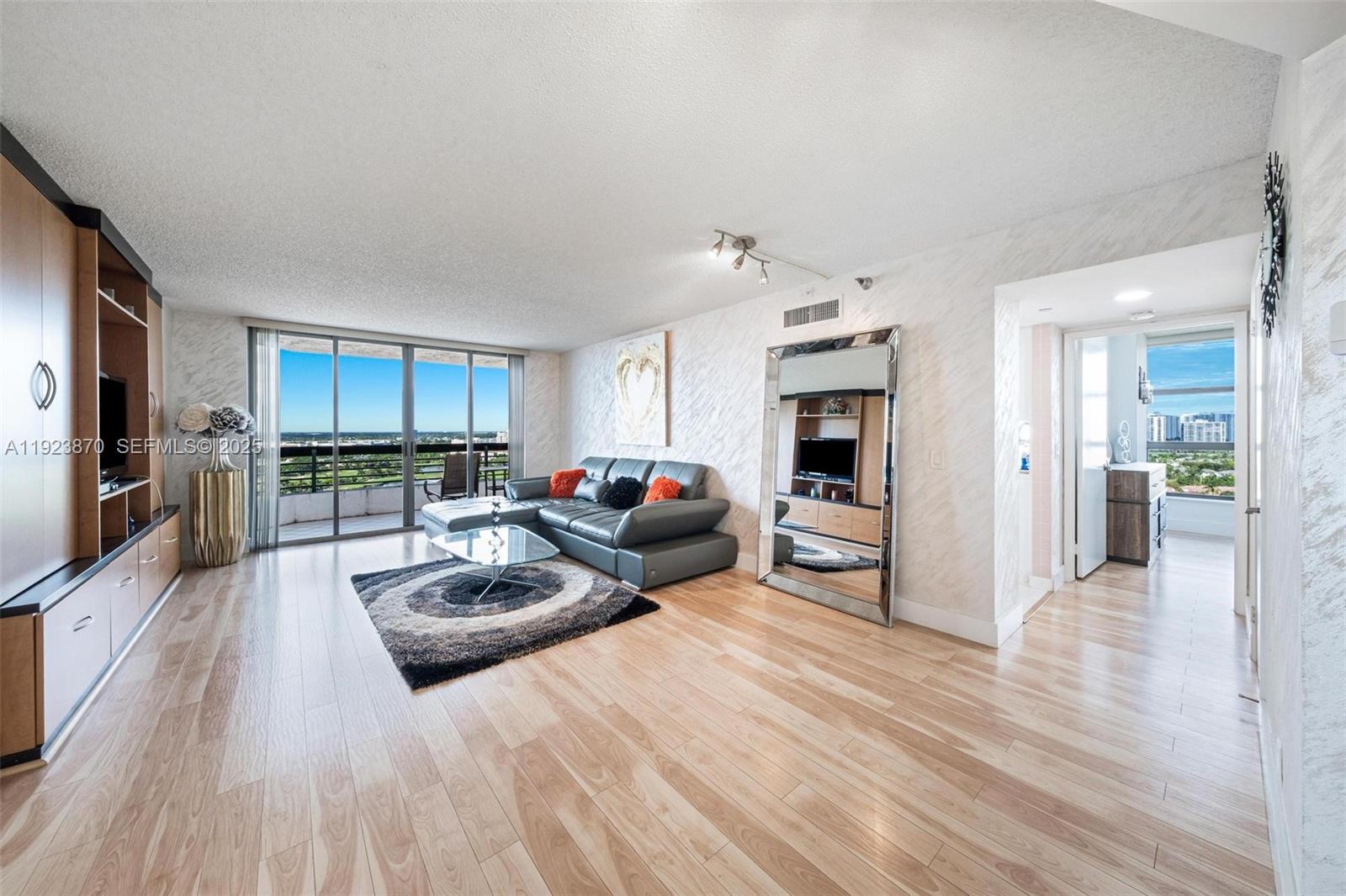 Photo of 3400 192nd St  #1808, Aventura, Florida, 33180 - 