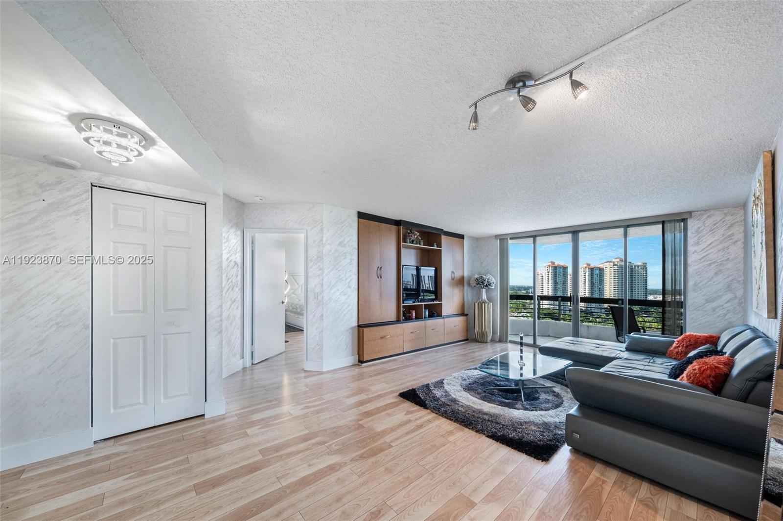 Photo of 3400 192nd St  #1808, Aventura, Florida, 33180 - 