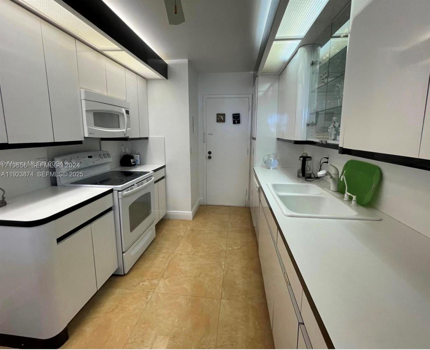 Photo of 1890 Ocean Dr  #702, Hallandale Beach, Florida, 33009 - 