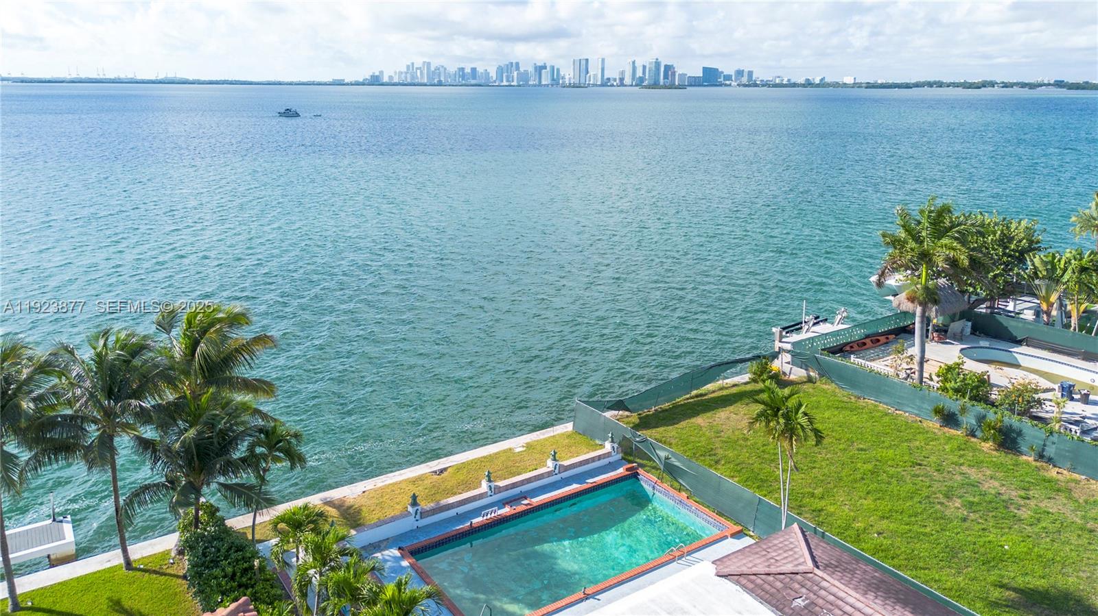 See details / sq. ft. $ 2025-12-02 0 Photo