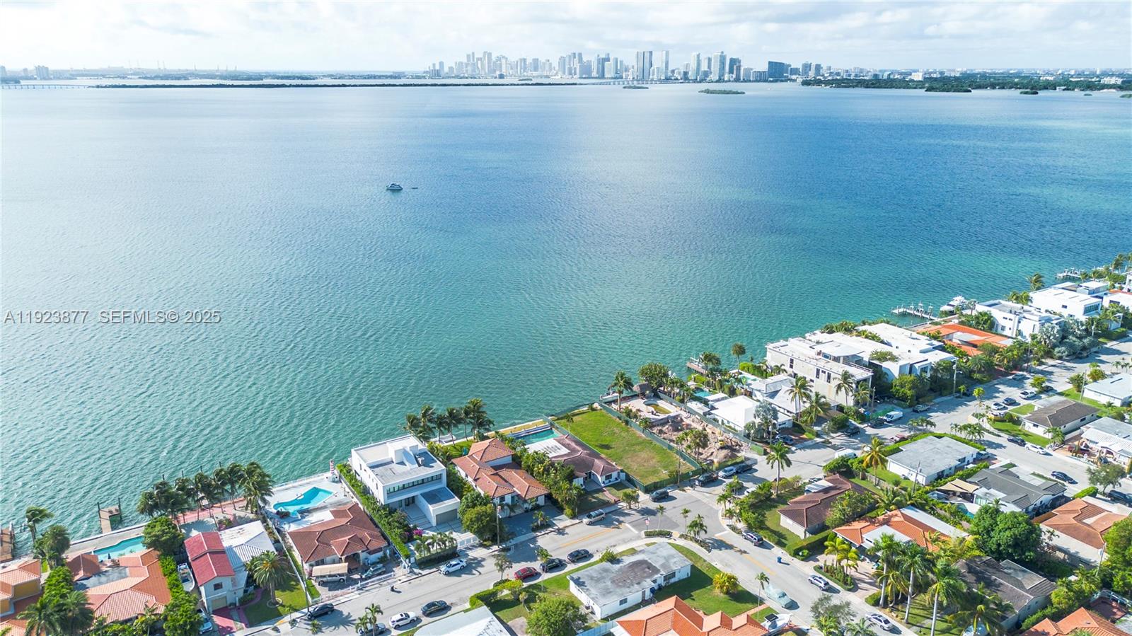 See details / sq. ft. $ 2025-12-02 0 Photo