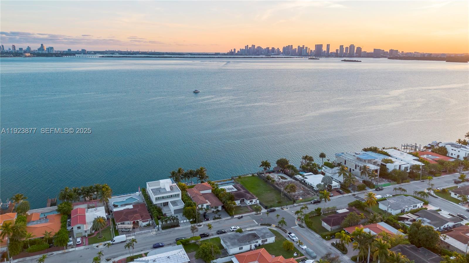 See details / sq. ft. $ 2025-12-02 0 Photo