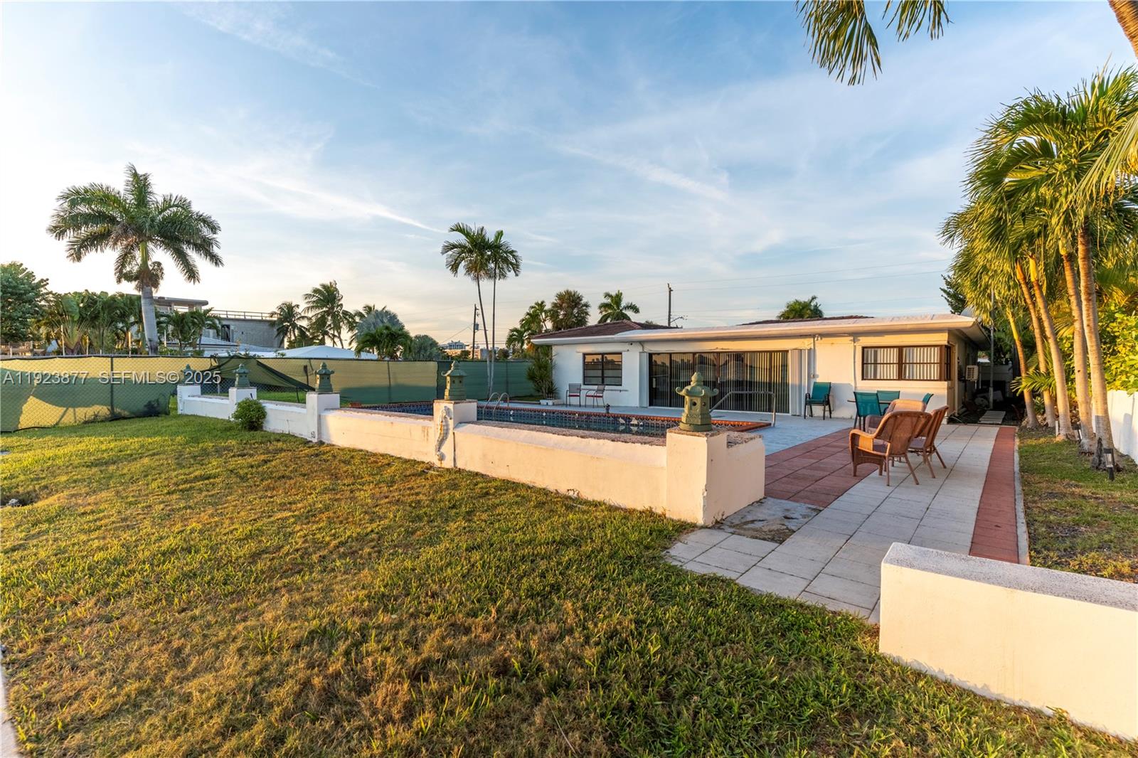 See details / sq. ft. $ 2025-12-02 0 Photo