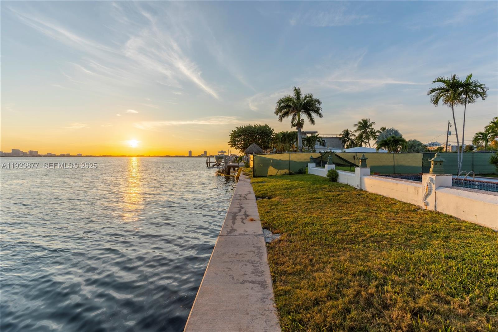 See details / sq. ft. $ 2025-12-02 0 Photo