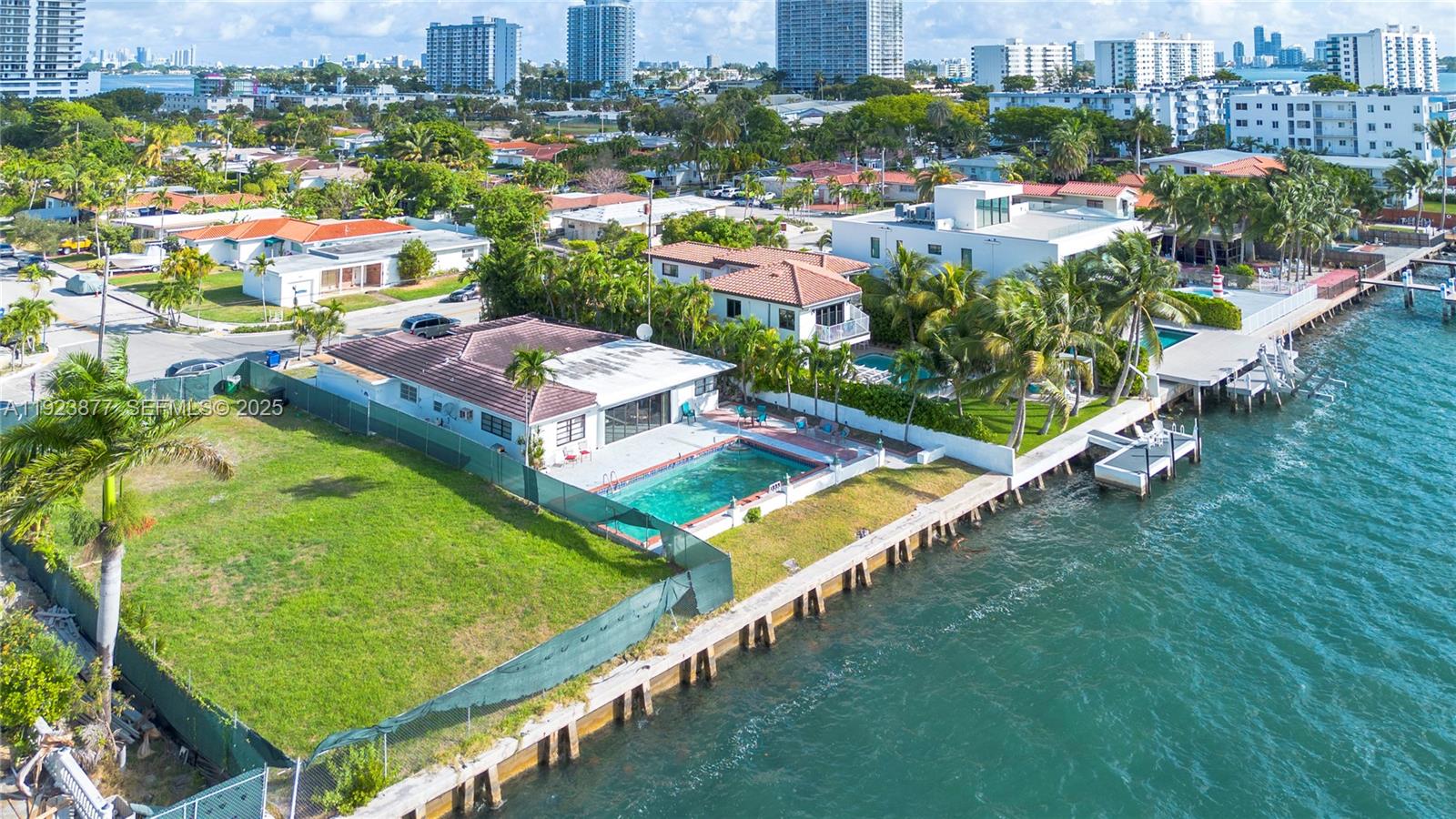 See details / sq. ft. $ 2025-12-02 0 Photo