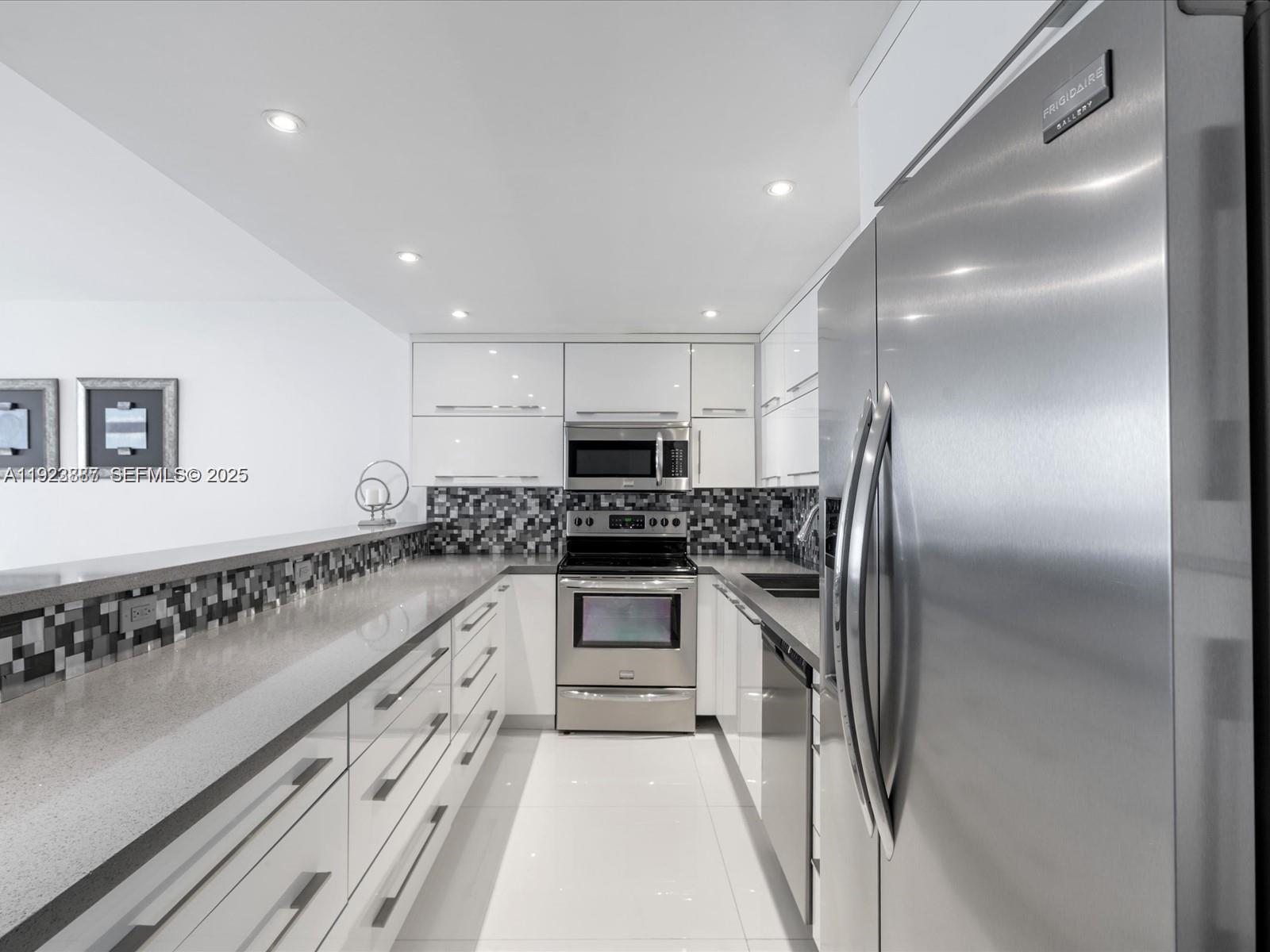 Photo of 19370 Collins Ave #627, Sunny Isles Beach, Florida, 33160 -