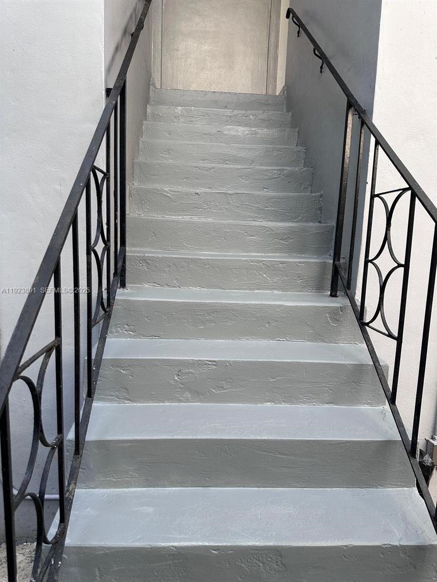 Ver detalles / 3240 sq. ft. $ 2025-12-02 0 foto