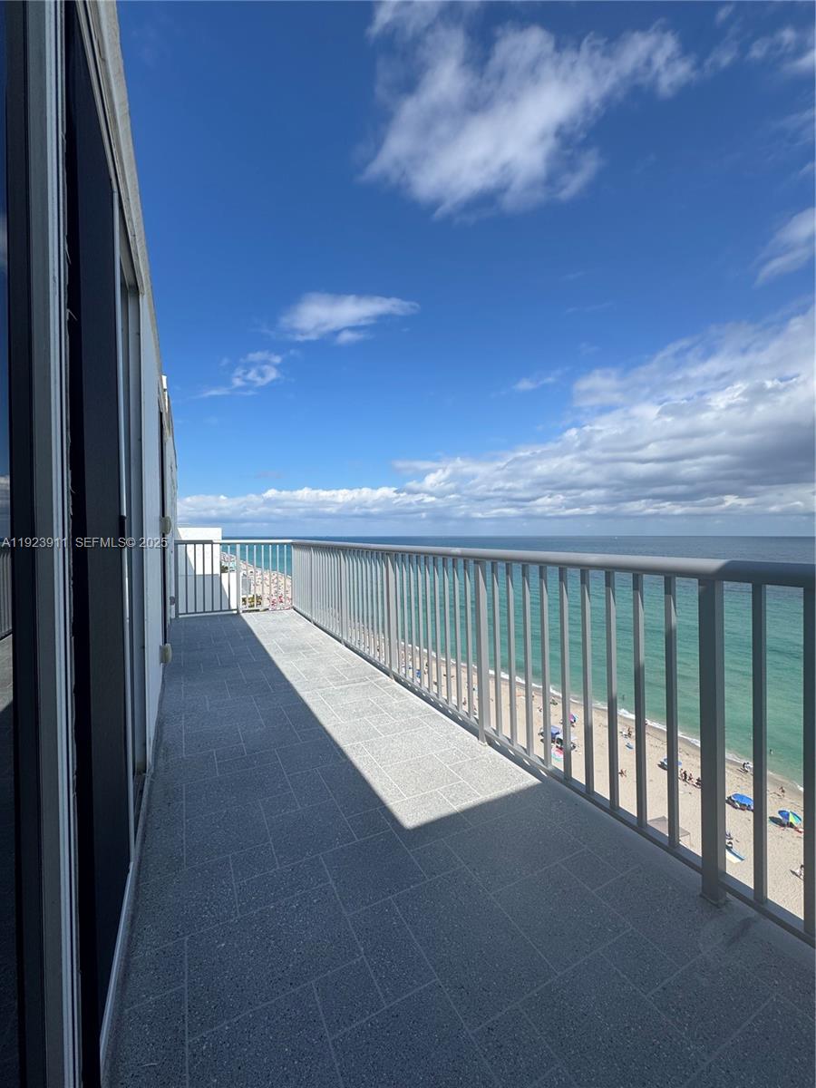 RGB 1 / 2 820 sq. ft. $ 2025-12-02 0 Photo