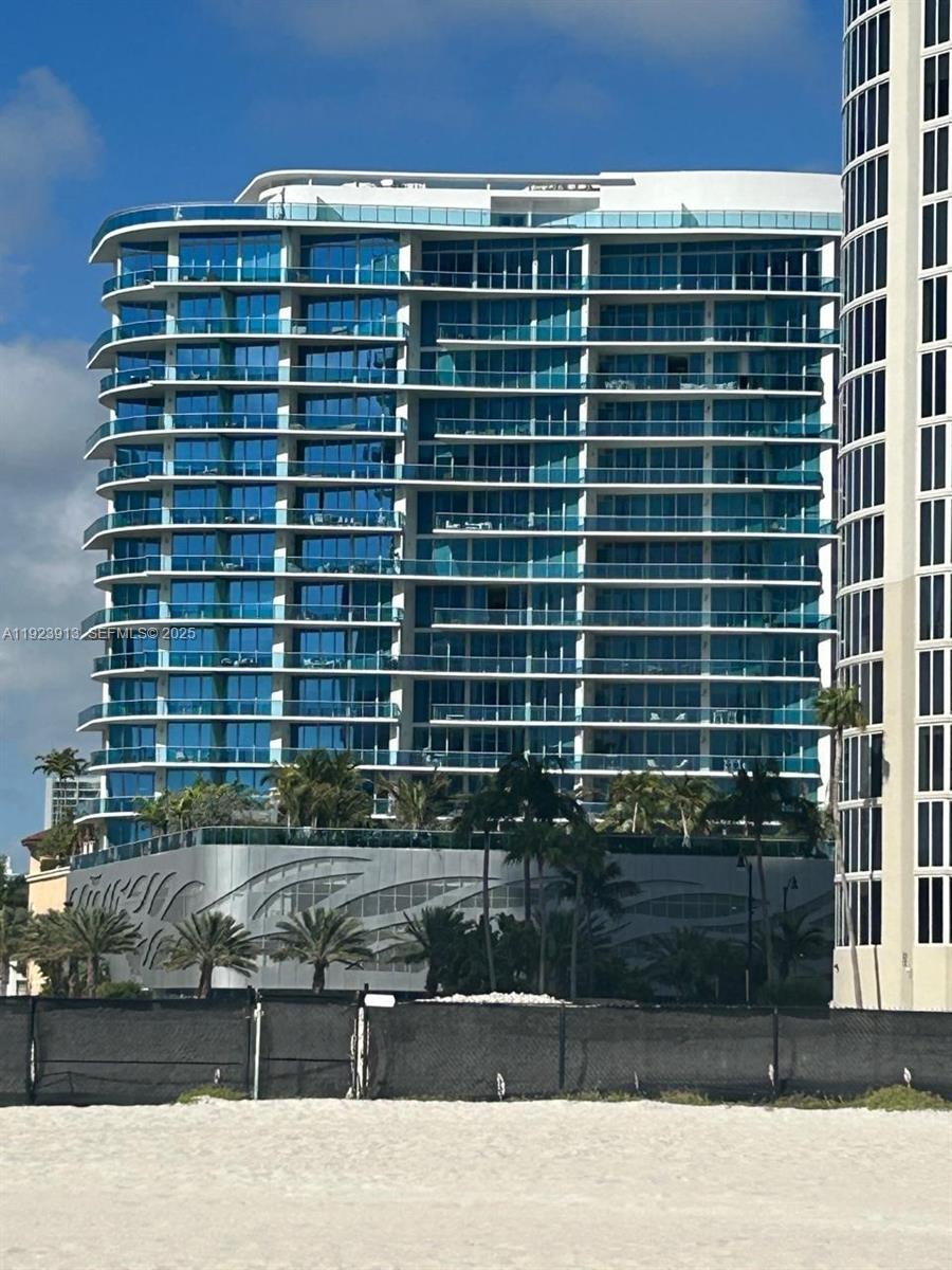 See details 1204 2 / 3 1382 sq. ft. $ 2025-12-02 0 Photo