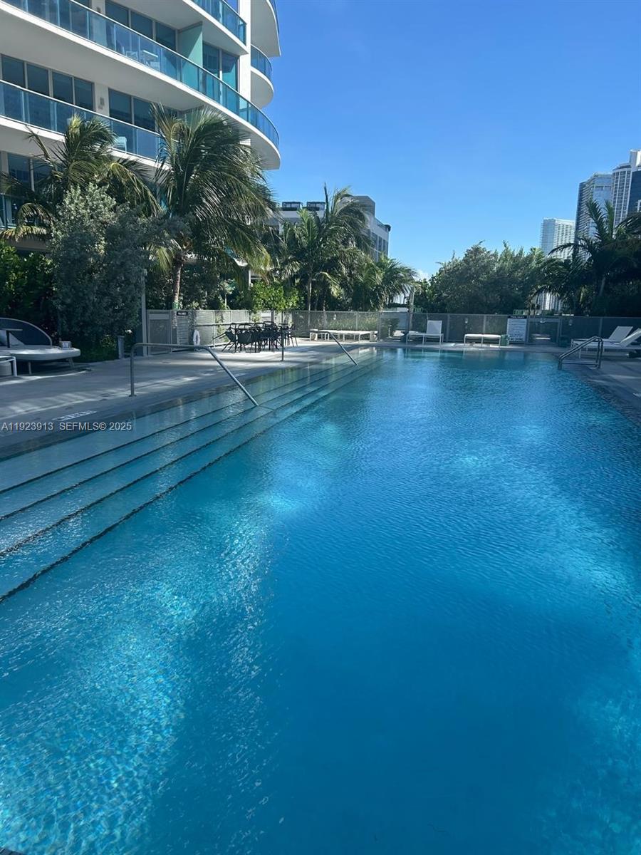 See details 1204 2 / 3 1382 sq. ft. $ 2025-12-02 0 Photo