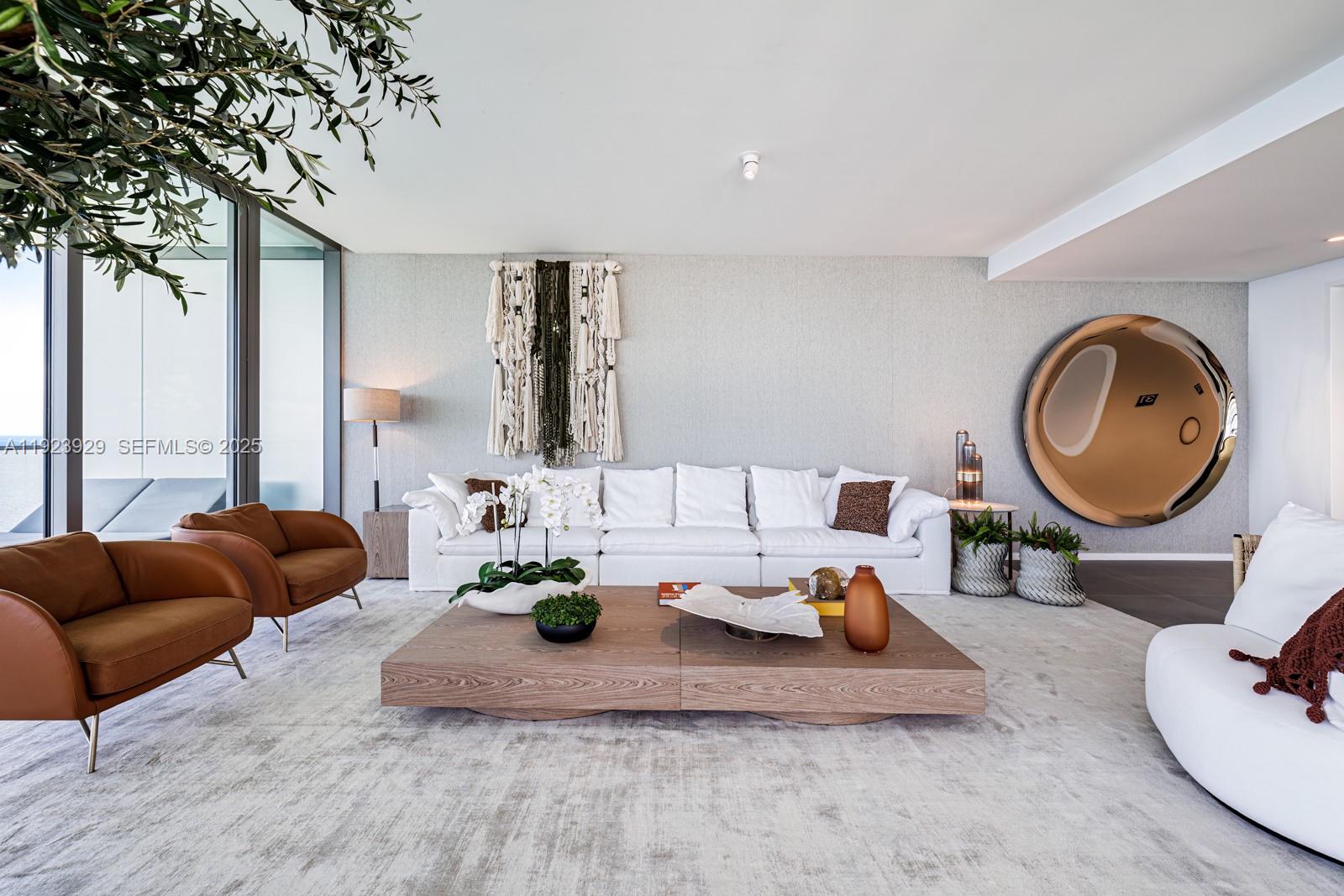 Подробнее 31A 3 / 4 2913 кв.футов $ 2025-12-02 0 Фото