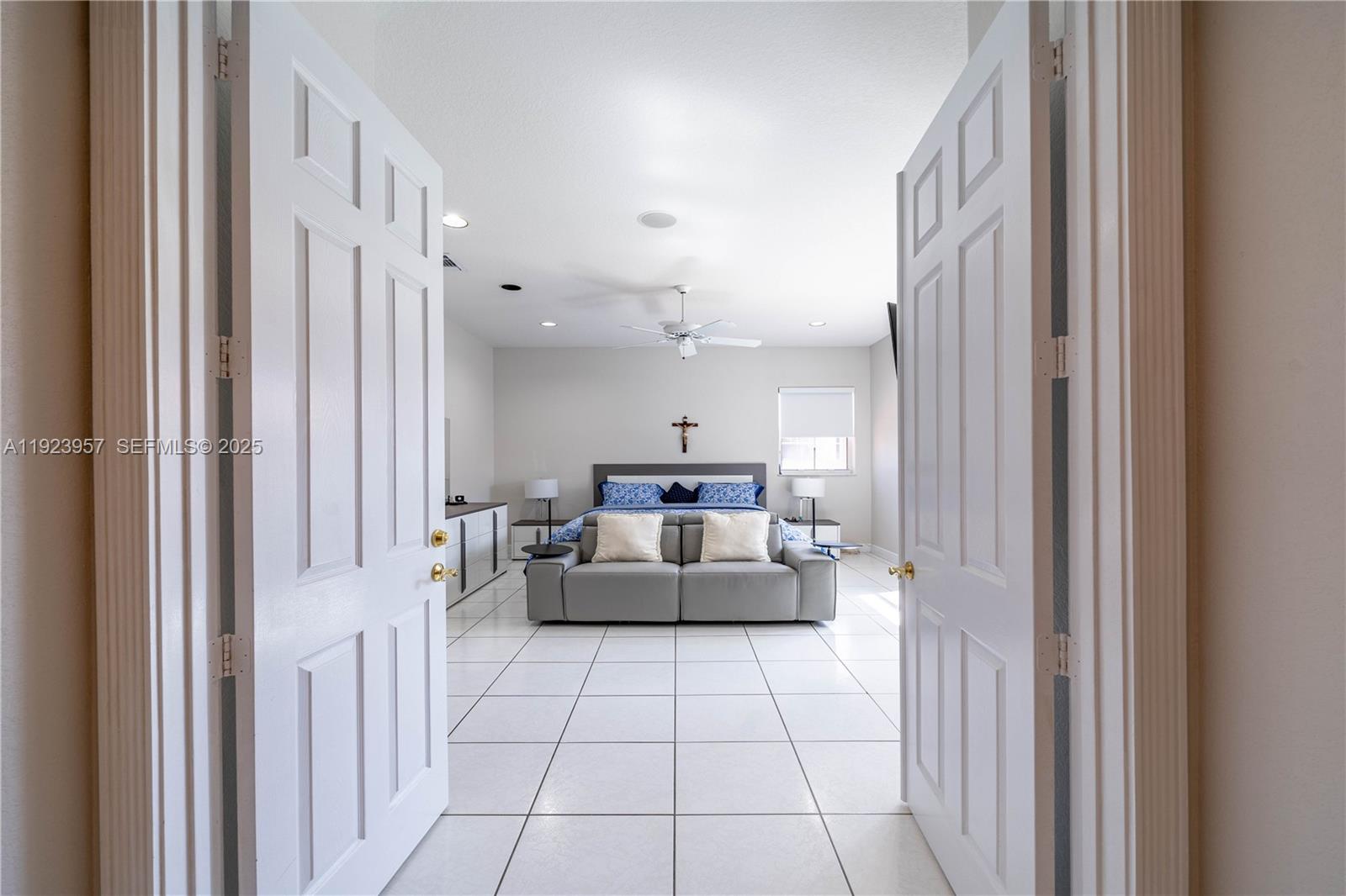 Photo of 1547 Mariner Way (1547), Hollywood, Florida, 33019 -