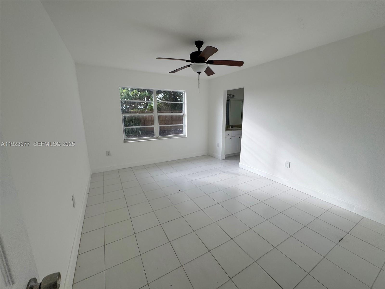 See details / 3064 sq. ft. $ 2025-12-02 0 Photo