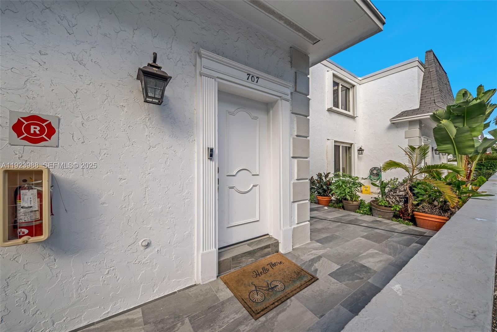 Photo of 707 27th Ave  (707), Hallandale Beach, Florida, 33009 - 