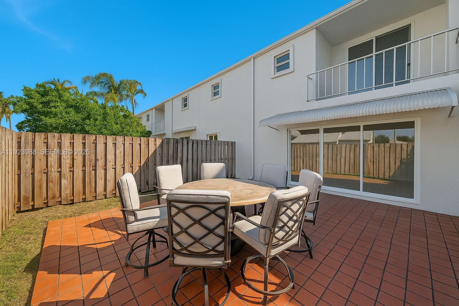 Photo of 707 27th Ave  (707), Hallandale Beach, Florida, 33009 - 