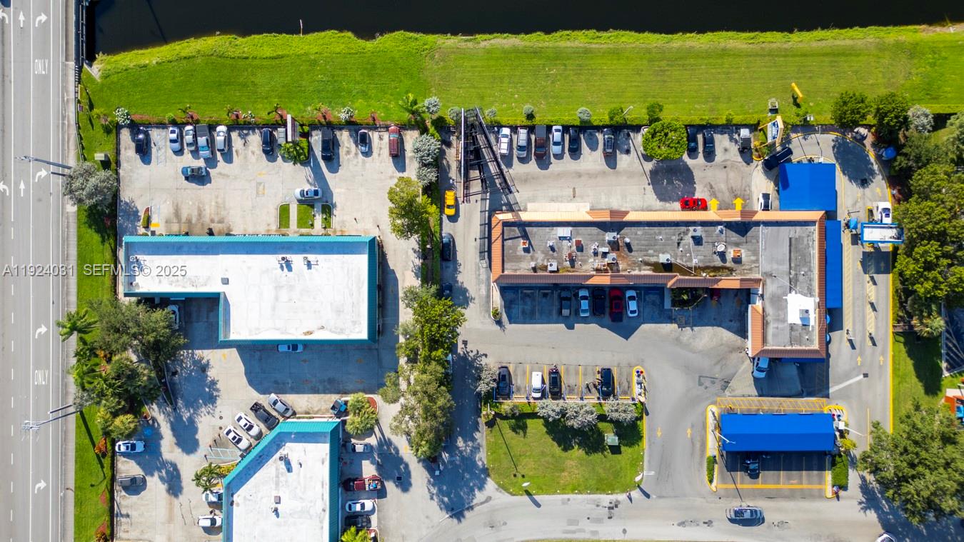   /   sq. ft. $ 2025-12-02 0 foto