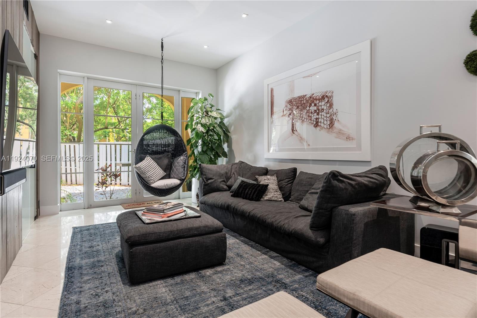 Photo of 18460 30th Ave  (18460), Aventura, Florida, 33160 - 