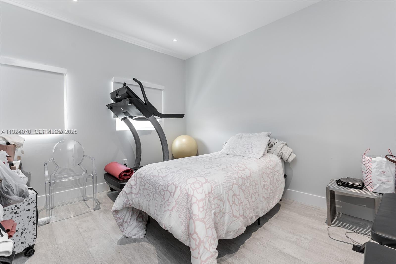 Photo of 18460 30th Ave  (18460), Aventura, Florida, 33160 - 