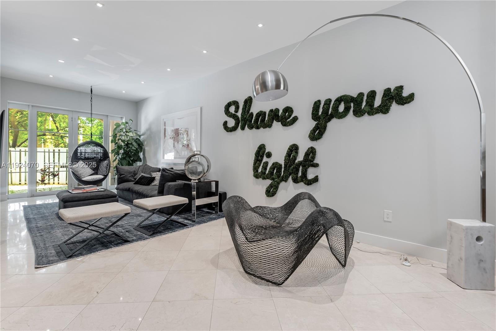 Photo of 18460 30th Ave  (18460), Aventura, Florida, 33160 - 