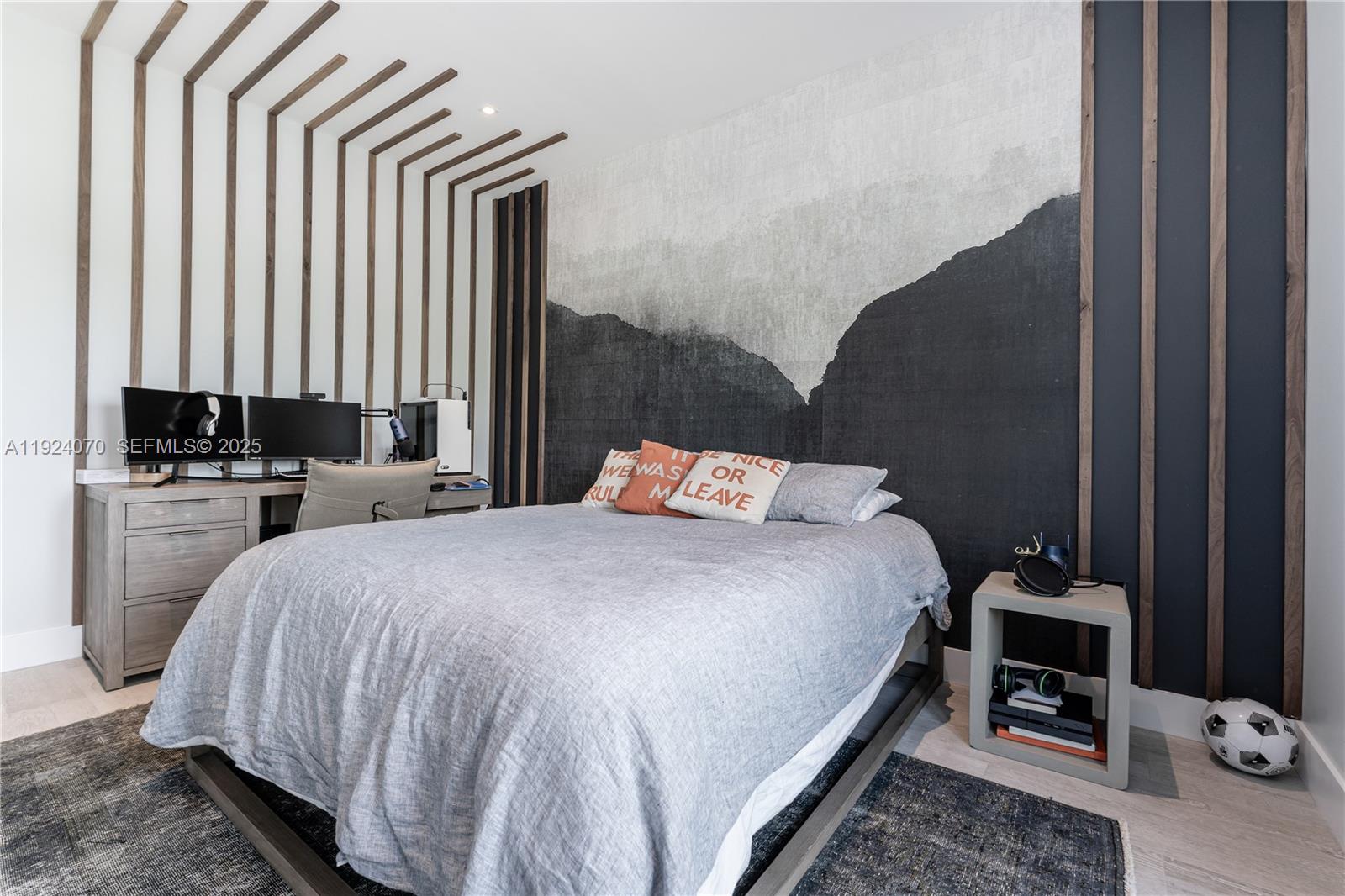 Photo of 18460 30th Ave  (18460), Aventura, Florida, 33160 - 