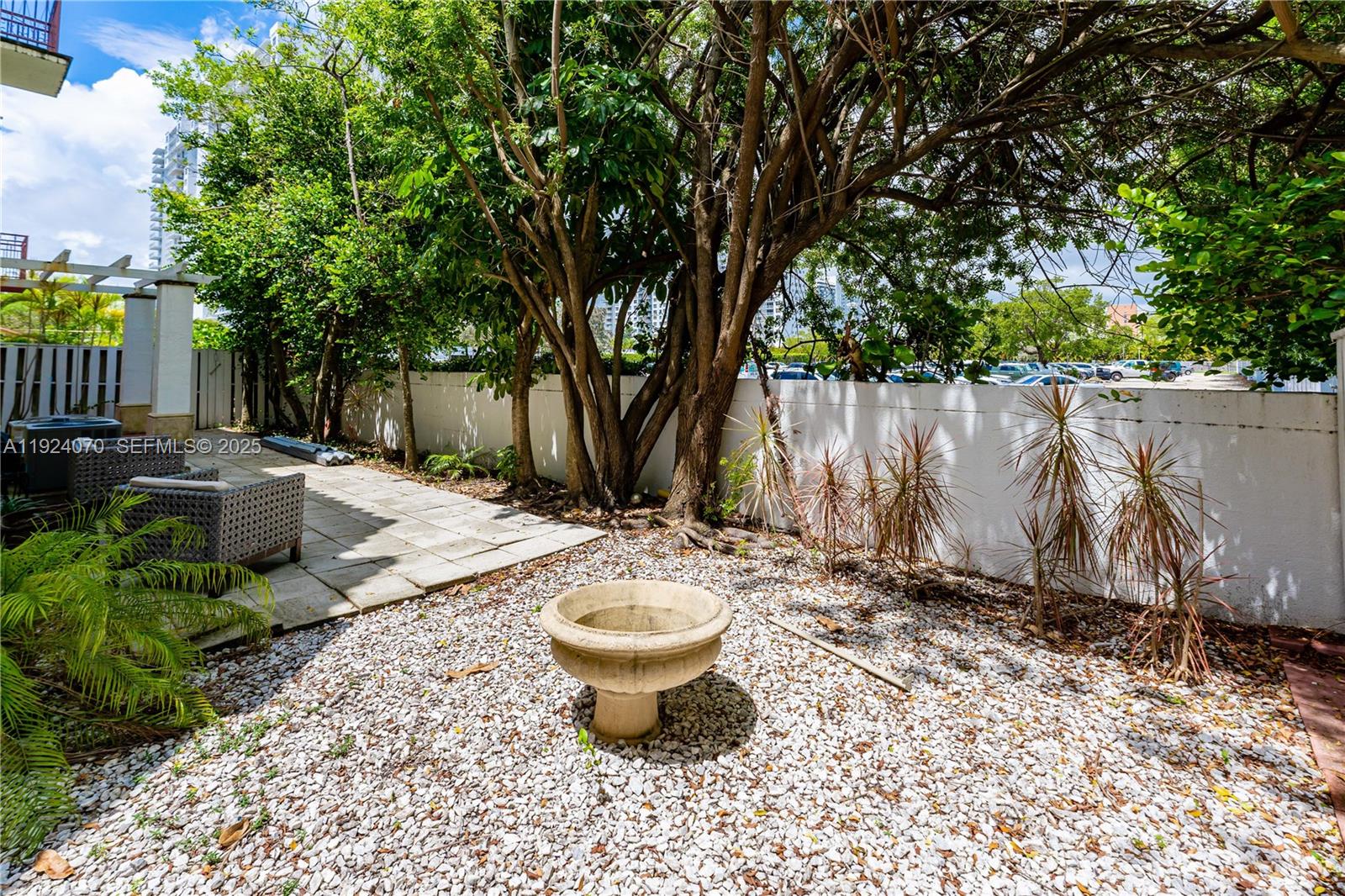 Photo of 18460 30th Ave  (18460), Aventura, Florida, 33160 - 