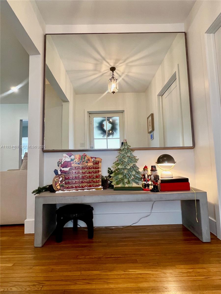 1558 4 / 3 2353 sq. ft. $ 2025-12-02 0 Photo