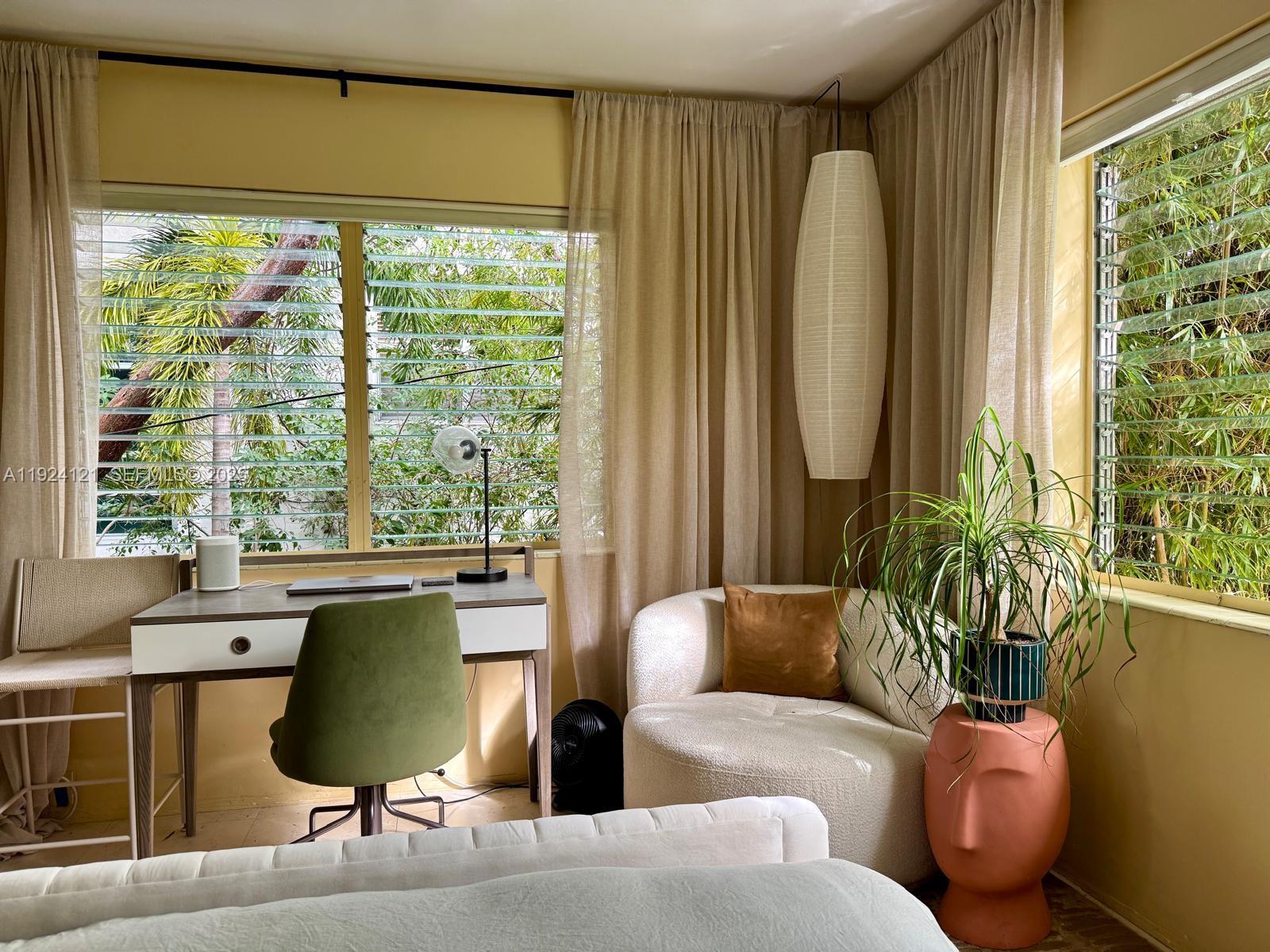 8-1127 1 / 1 600 sq. ft. $ 2025-12-02 0 foto