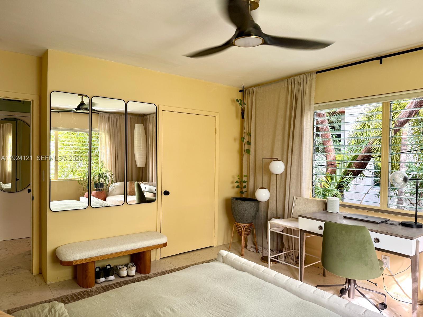 8-1127 1 / 1 600 sq. ft. $ 2025-12-02 0 foto