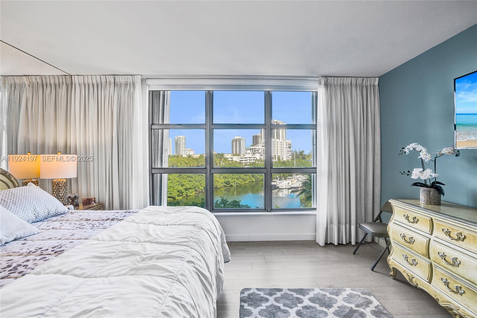 Photo of 3400 192nd St  #612, Aventura, Florida, 33180 - 