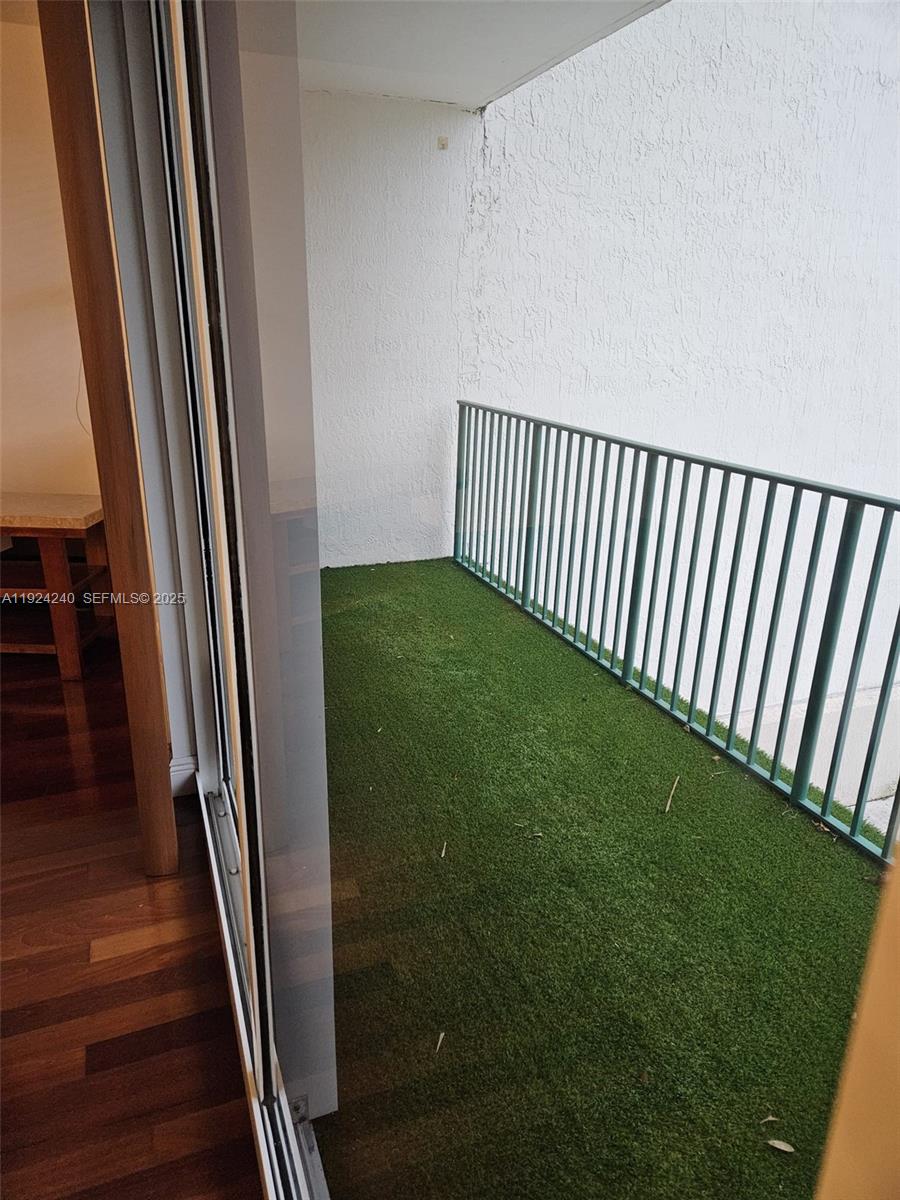 Photo of 20000 Country Club Dr  #302, Aventura, Florida, 33180 - 