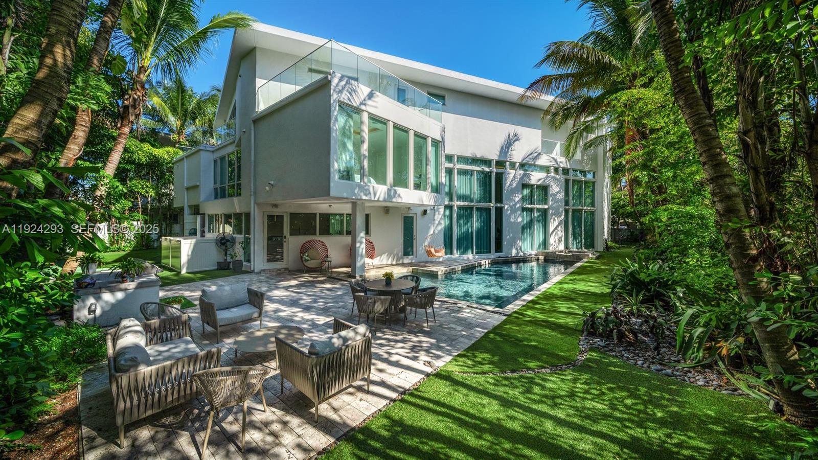 Photo of 480 Ocean Blvd  (480), Golden Beach, Florida, 33160 - 