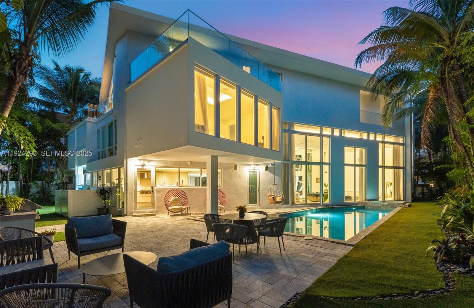 Photo of 480 Ocean Blvd  (480), Golden Beach, Florida, 33160 - 