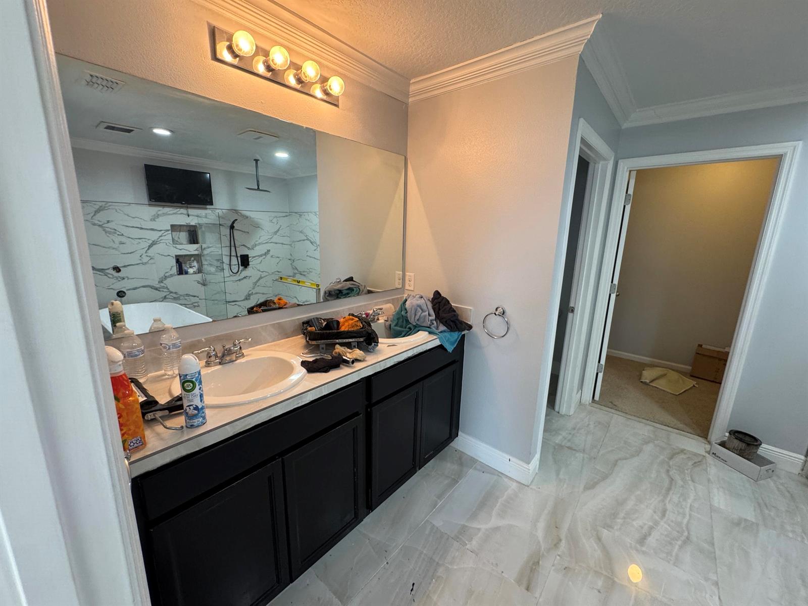Ver detalles 11217 4 / 2002 sq. ft. $ 2026-06-19 0 foto