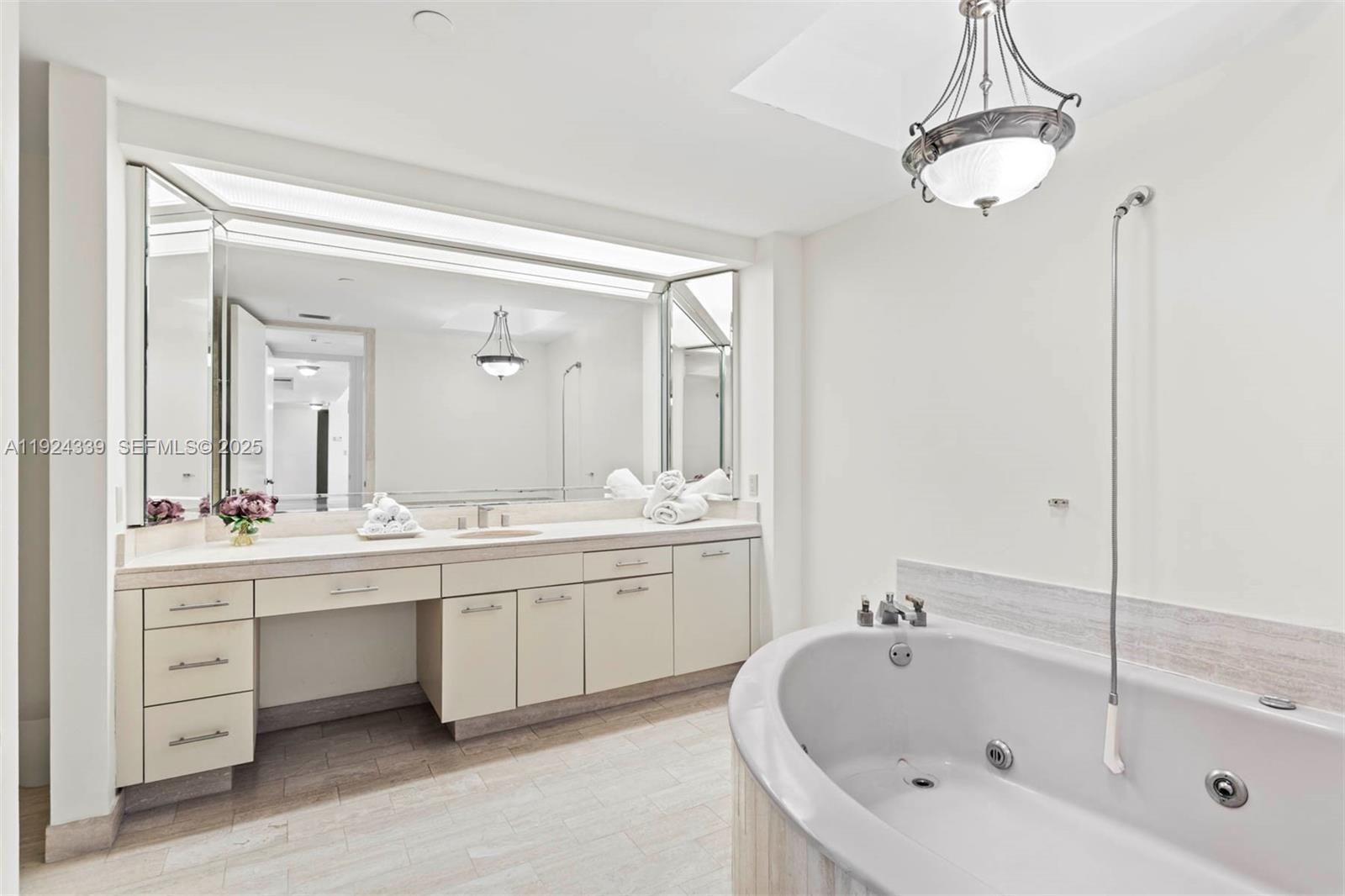 Photo of 19500 Turnberry Way  #26-C, Aventura, Florida, 33180 - 