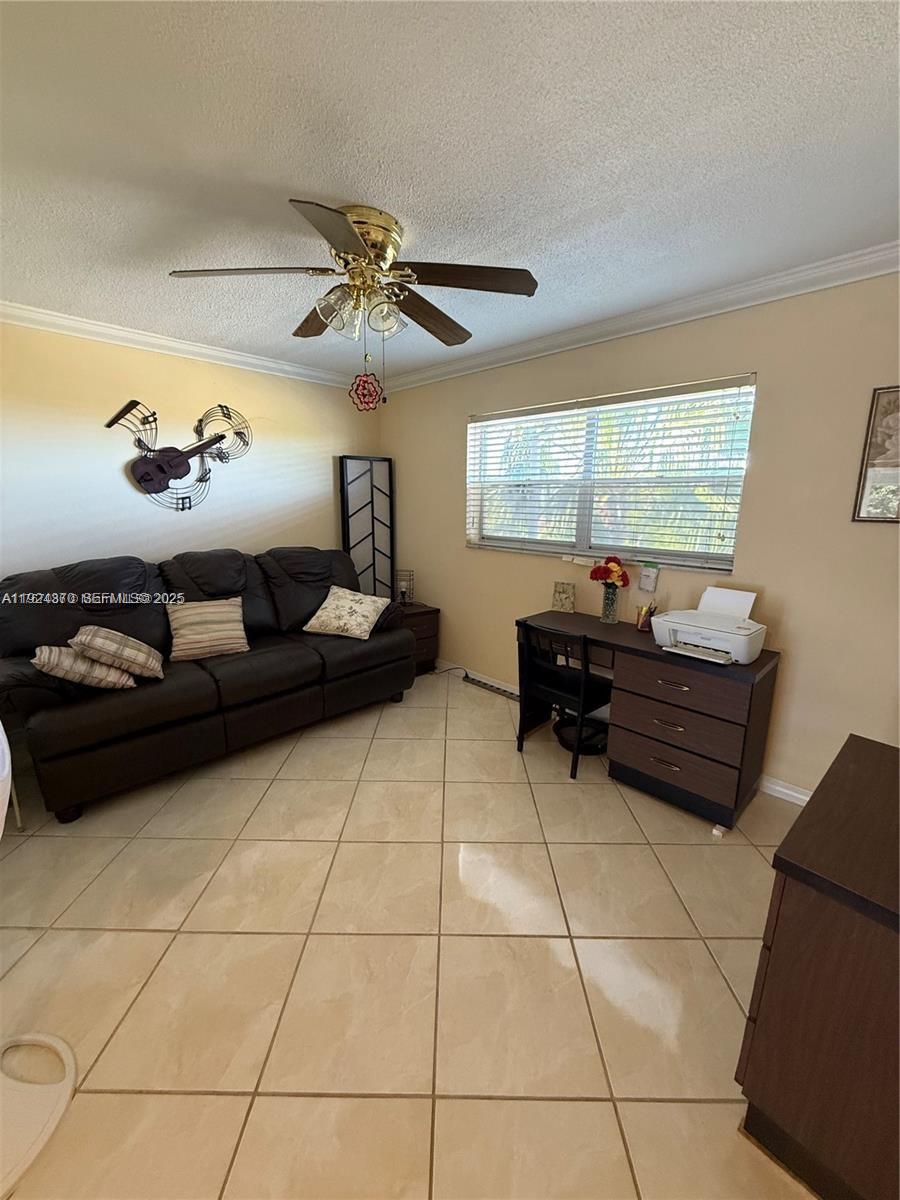See details 511 2 / 2 992 sq. ft. $ 2025-12-03 0 Photo