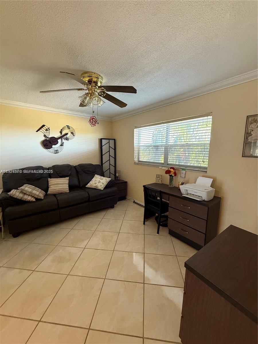 See details 511 2 / 2 992 sq. ft. $ 2025-12-03 0 Photo