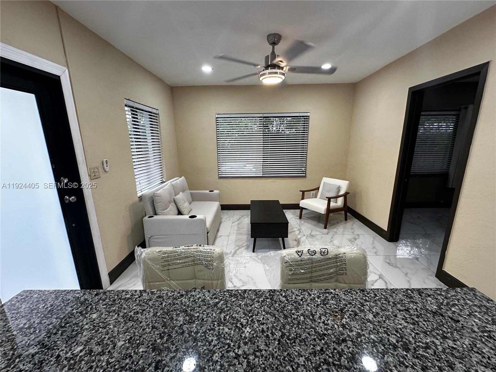 See details / 1244 sq. ft. $ 2025-12-03 0 Photo