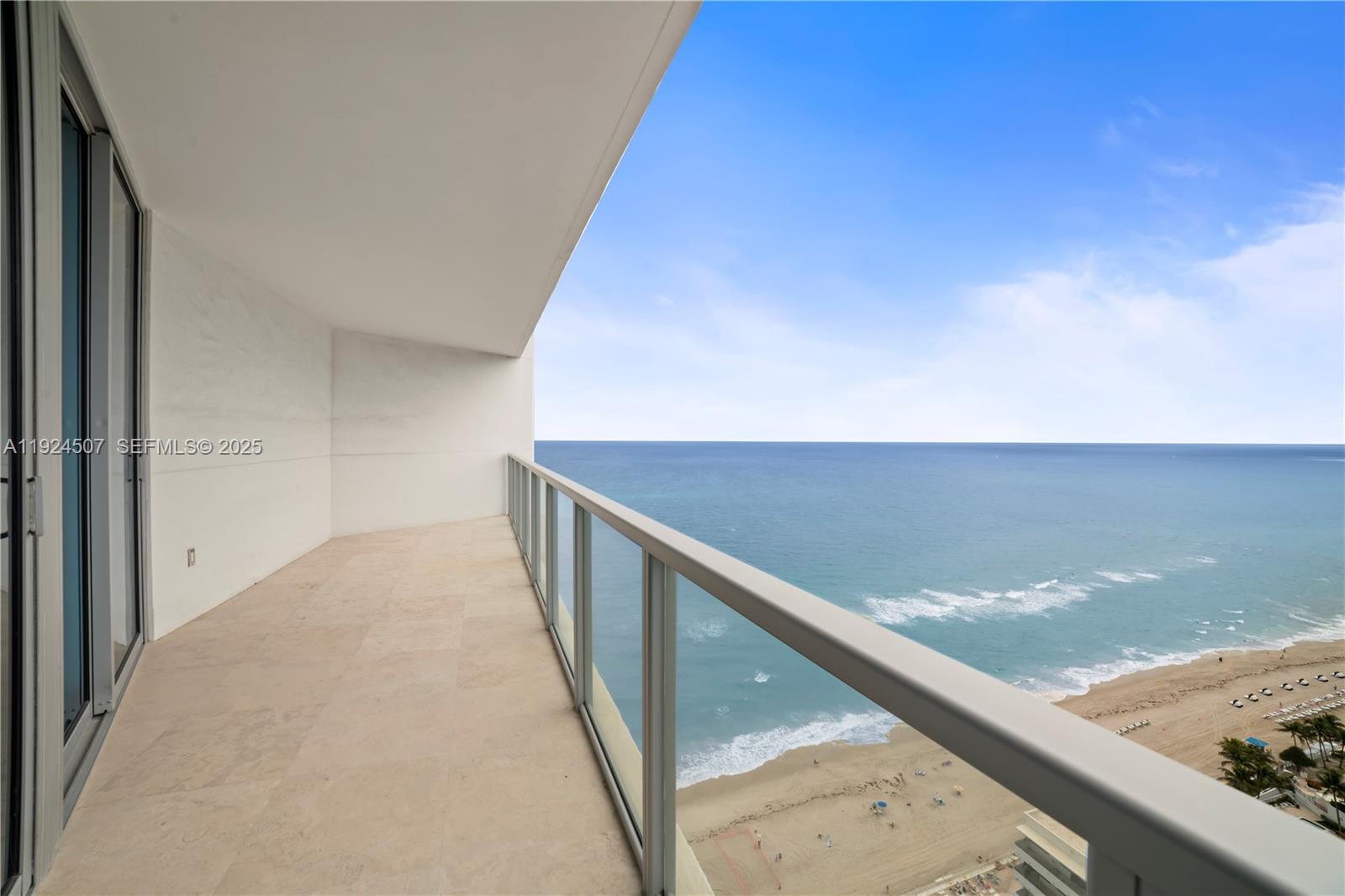 Photo of 3101 Ocean Dr #2907, Hollywood, Florida, 33019 -