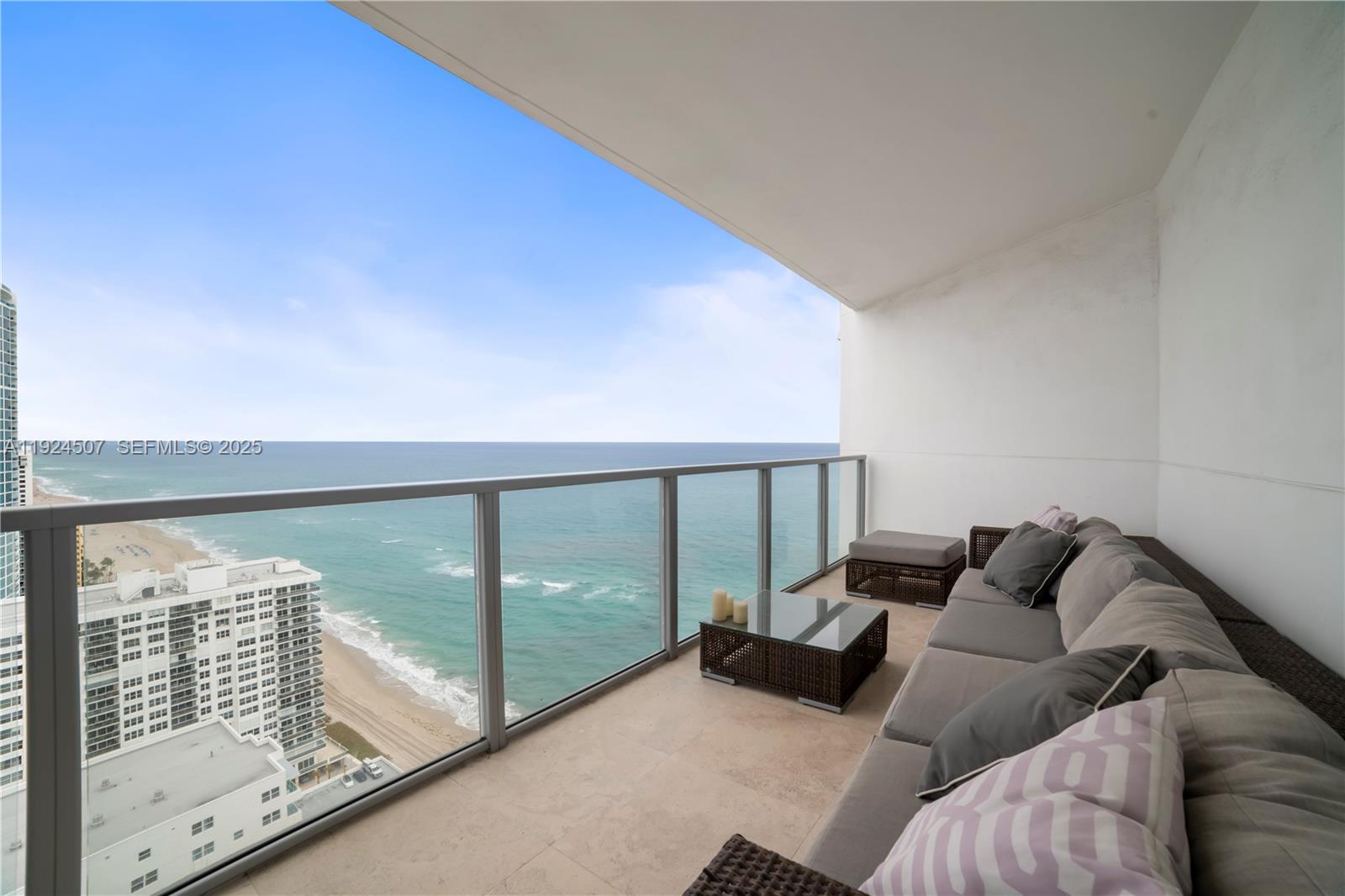 Photo of 3101 Ocean Dr #2907, Hollywood, Florida, 33019 -