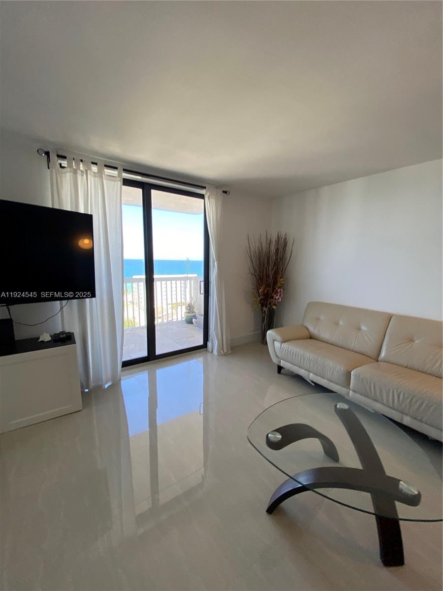 Photo of 1500 Ocean Dr #16J, Hollywood, Florida, 33019 -