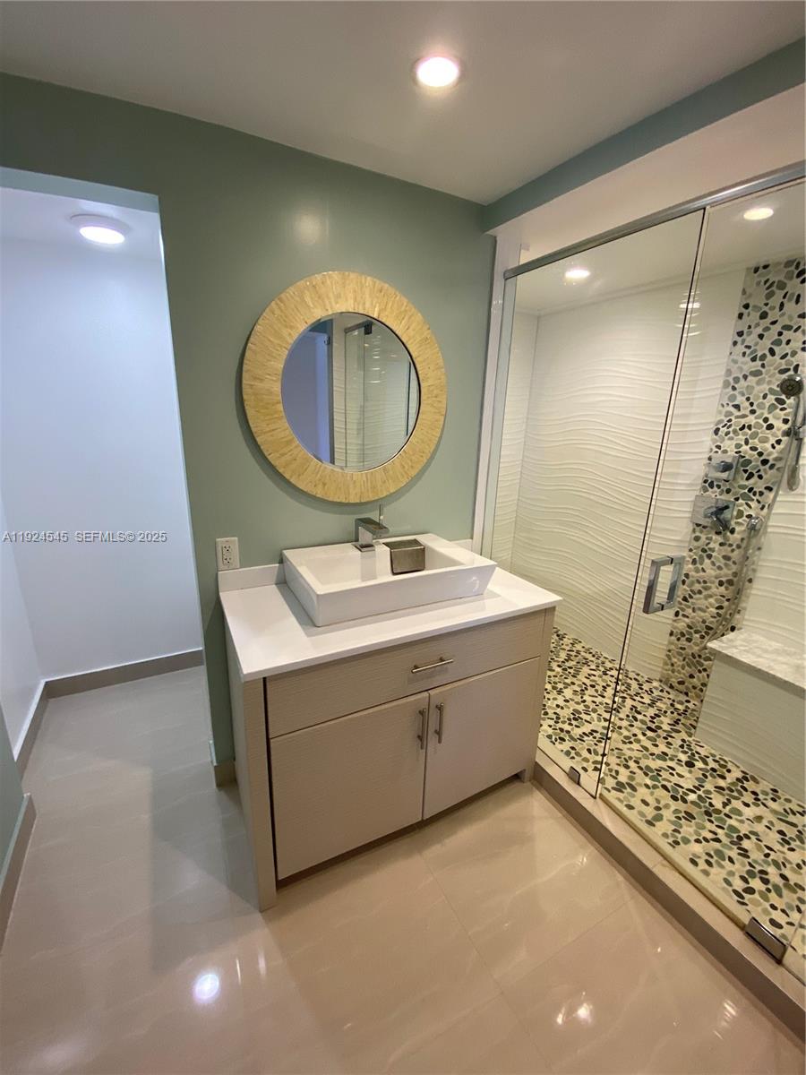 Photo of 1500 Ocean Dr #16J, Hollywood, Florida, 33019 -