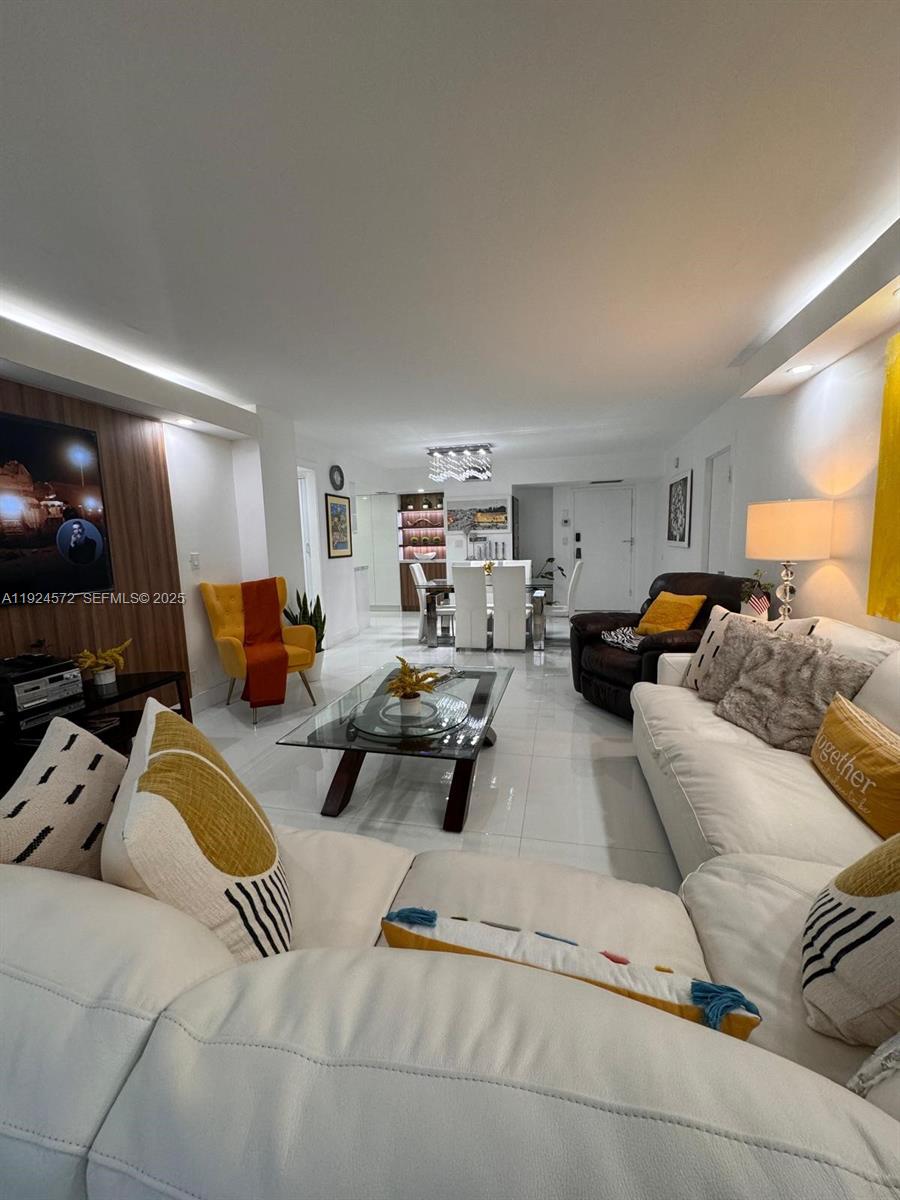 Photo of 3800 Ocean Dr #311, Hollywood, Florida, 33019 -