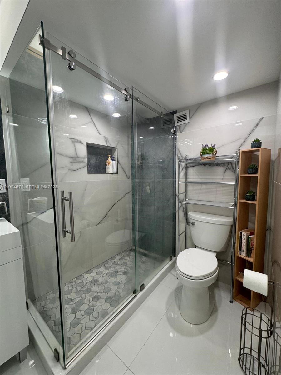 Photo of 3800 Ocean Dr #311, Hollywood, Florida, 33019 -