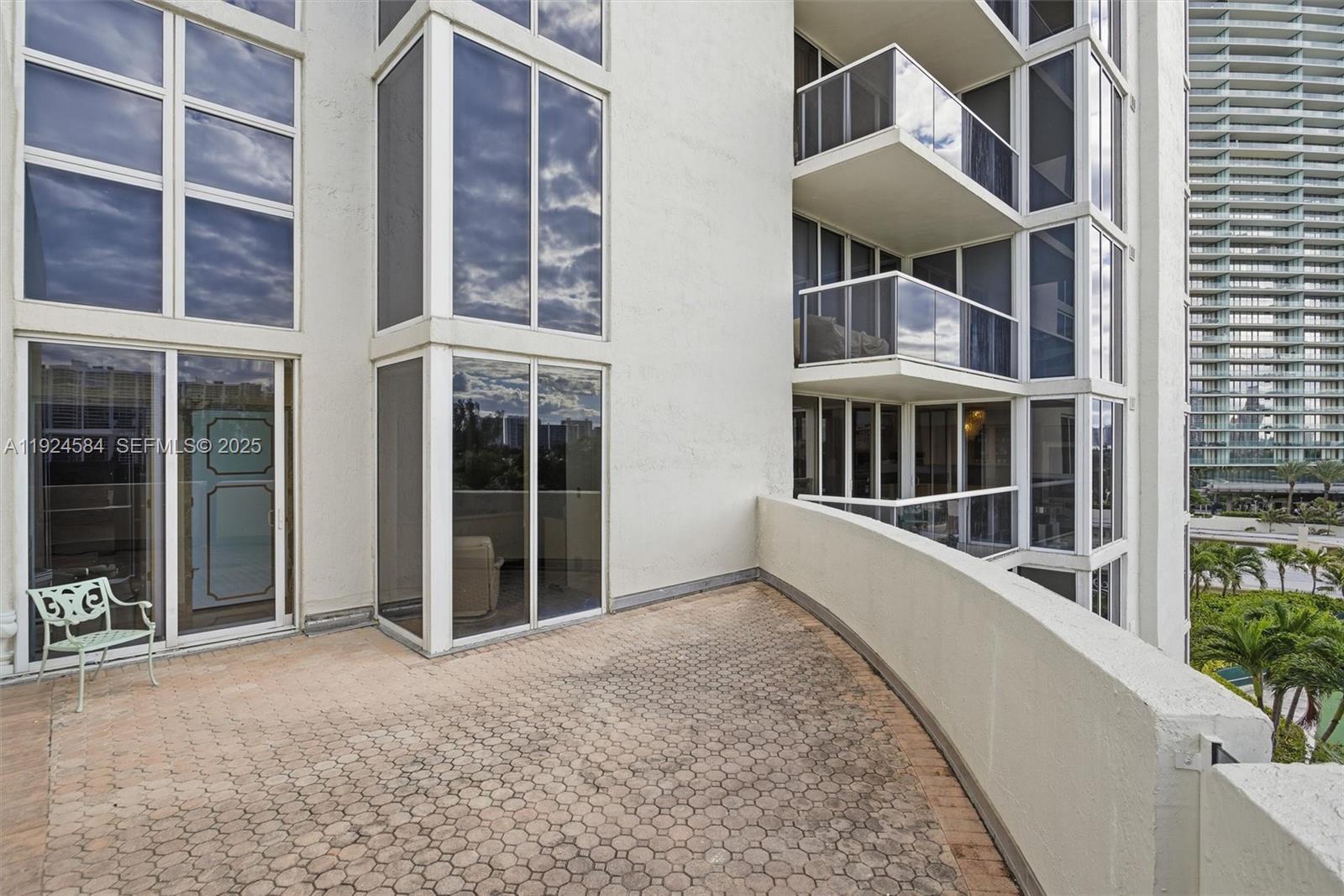 Photo of 19111 Collins Ave #505, Sunny Isles Beach, Florida, 33160 -