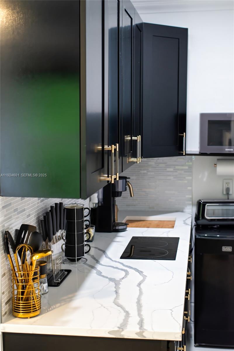 Подробнее / кв.футов $ 2025-12-15 0 Фото