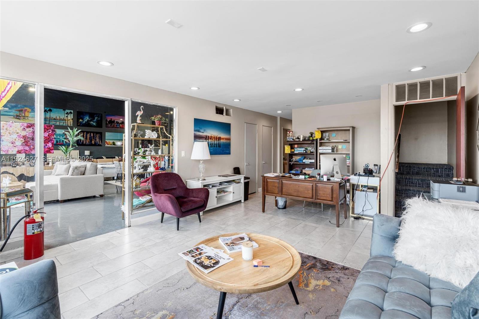 See details / sq. ft. $ 2025-12-03 0 Photo