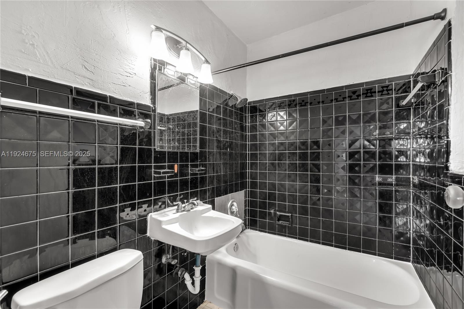 Ver detalles / 2454 sq. ft. $ 2025-12-03 0 foto