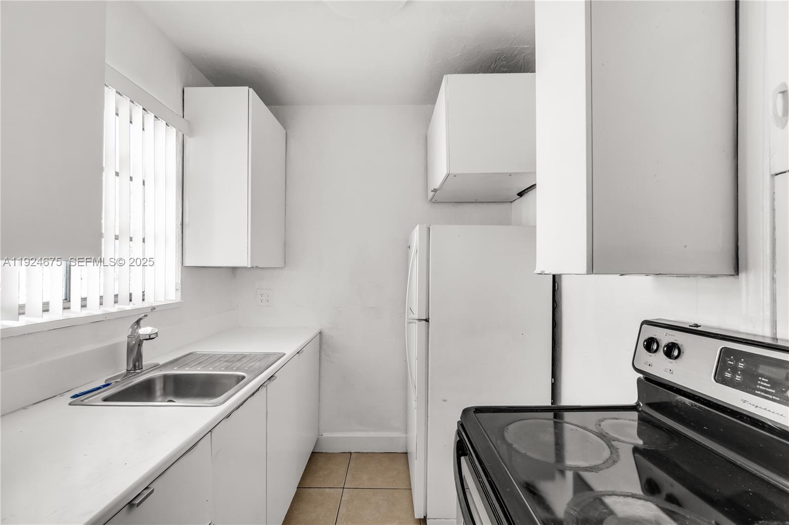 Ver detalles / 2454 sq. ft. $ 2025-12-03 0 foto