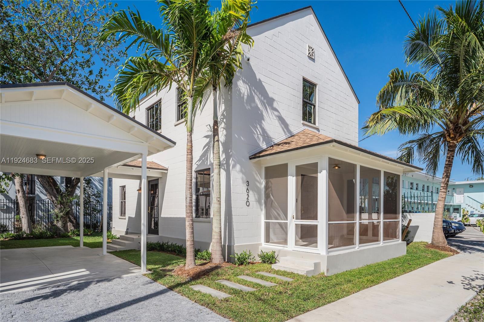   /  0 sq. ft. $ 2025-12-03 0 foto