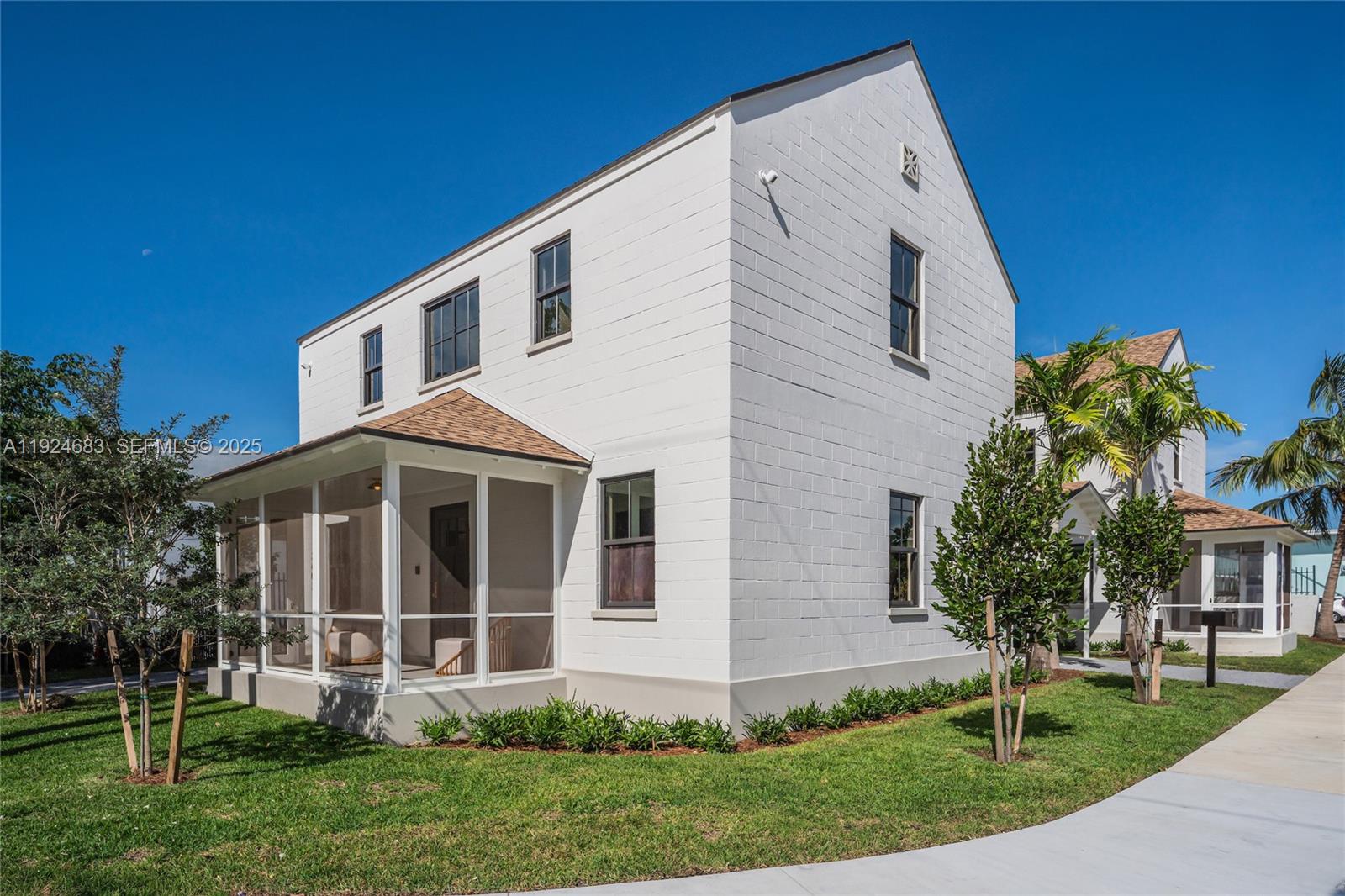   /  0 sq. ft. $ 2025-12-03 0 foto